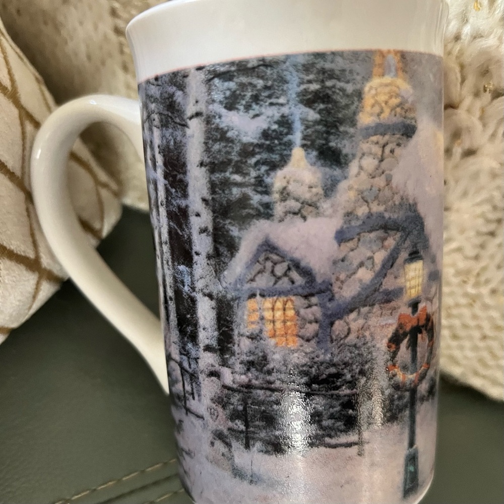 NWOT Vintage 1993 THOMAS KINKADE Snowy Cabin COFFEE Tea TALL MUG Cup 12-14 oz - Picture 3 of 17